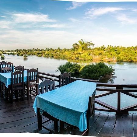 Chanhthida Guesthouse And The River Front Restaurant Ban Khon Exterior foto