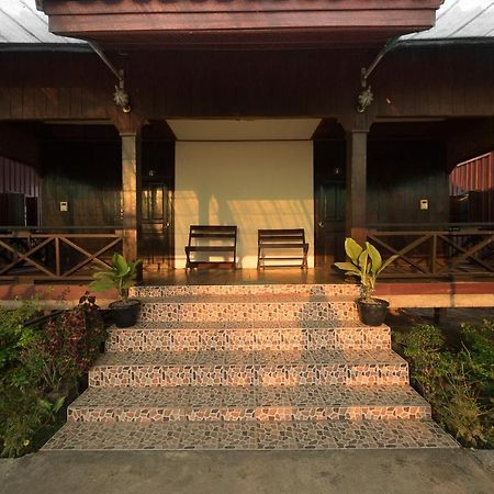 Chanhthida Guesthouse And The River Front Restaurant Ban Khon Exterior foto